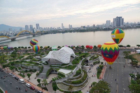 Hot air balloons take to the sky in Da Nang ảnh 1 Hot air balloons take to the sky in Da Nang ảnh 1
