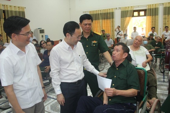 HCMC’s officials visit wounded soldiers in Northern provinces ảnh 3 HCMC’s officials visit wounded soldiers in Northern provinces ảnh 3