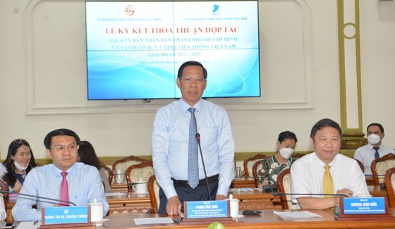 HCMC, VNPT cooperates to enhance digital transformation ảnh 2 HCMC, VNPT cooperates to enhance digital transformation ảnh 2